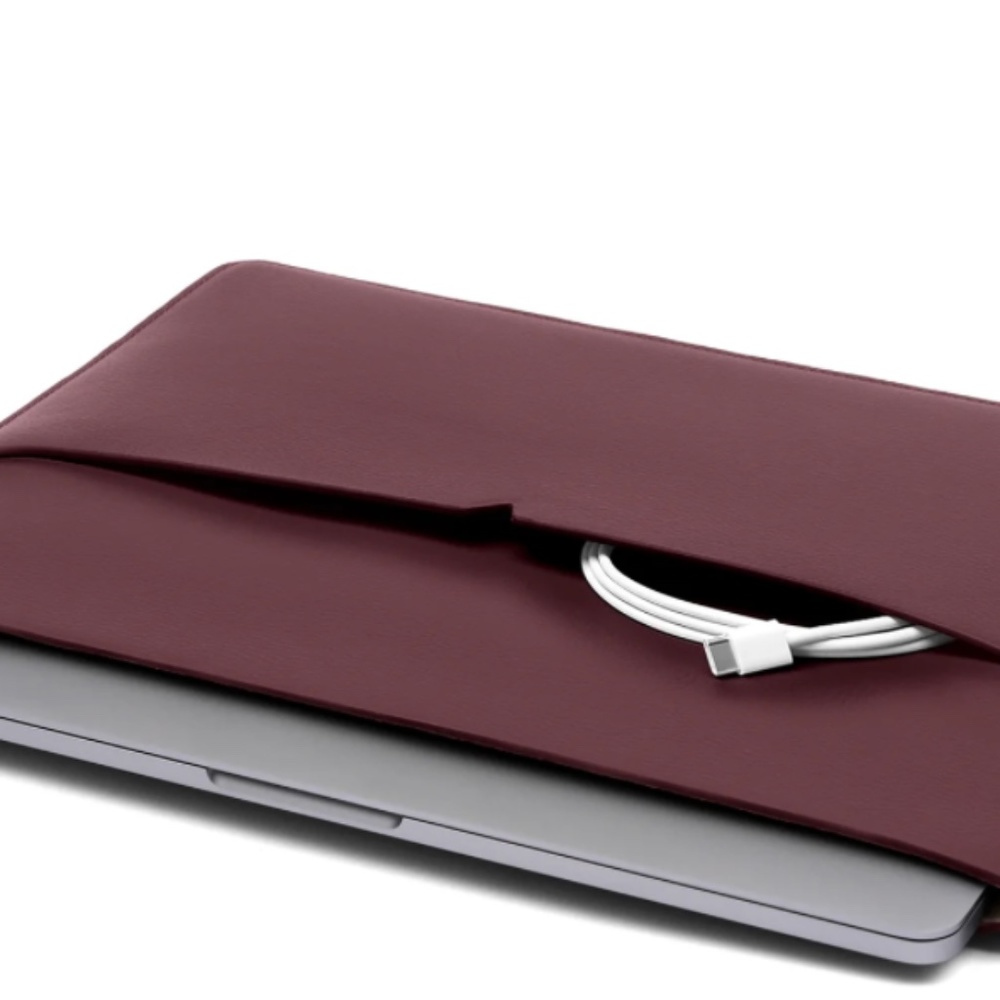 Von Holzhausen - The MacBook Sleeve 13" in Burgundy